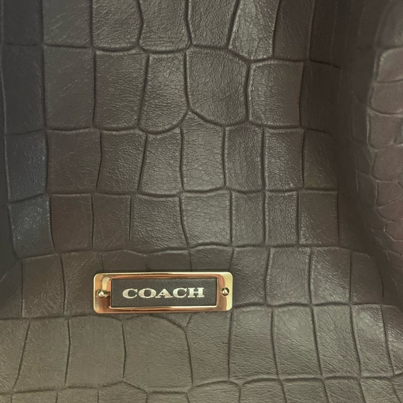 Gorgeous Coach Shoulder Bag - Picture 5 of 5